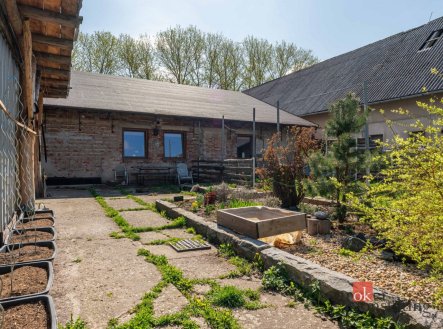 Prodej komerčního objektu, jiný, 1 850 m²