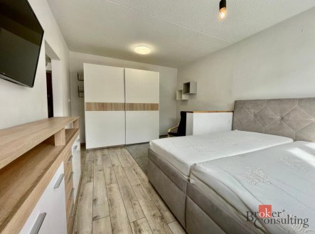 Pronájem bytu, 1+1, 33 m²