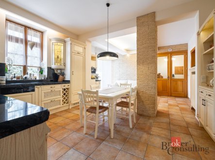 Prodej domu/vily, 270 m²