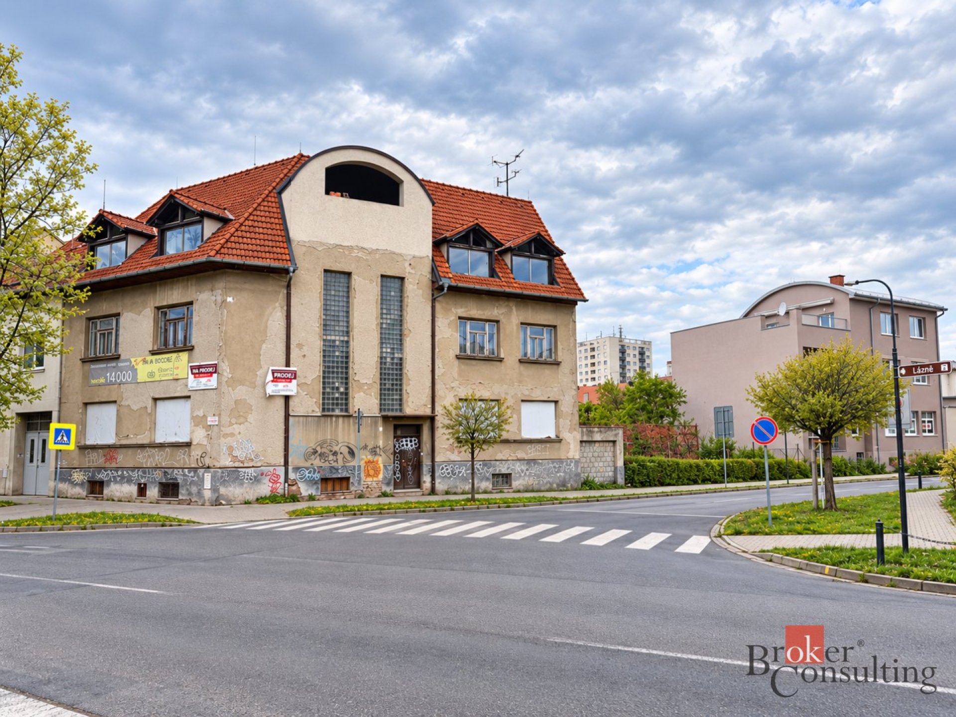 Developerský projekt - Bytový dům s pozemkem k další výstavbě v centru města Hodonín