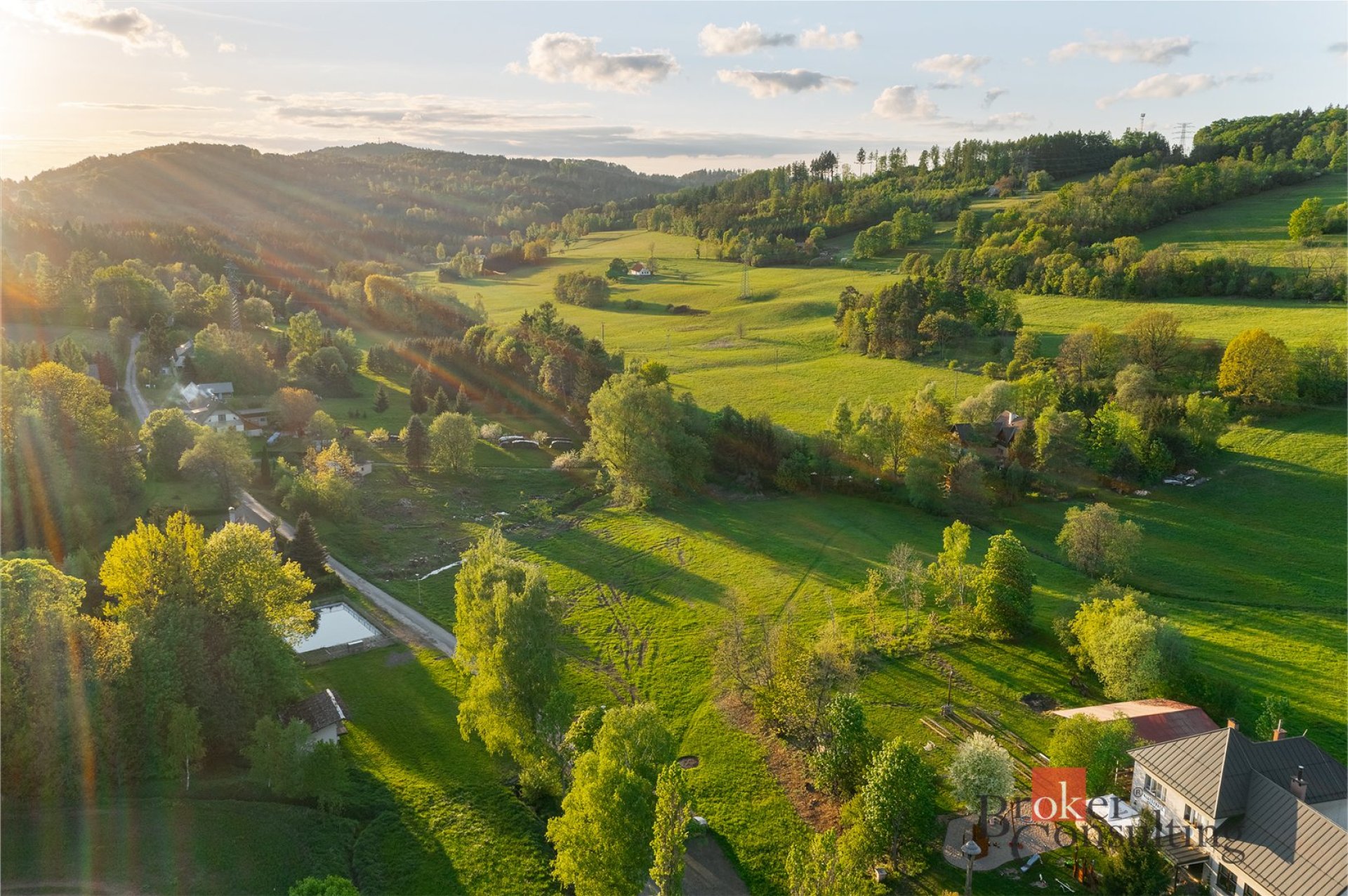 Prodej, pozemky/bydlení, 1441 m2, Tuhaň 30, 51251 Stružinec, Semily [ID 72031]