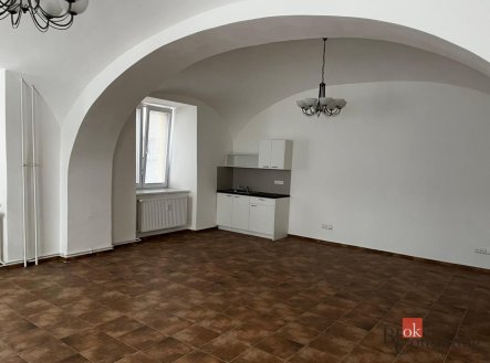 Pronájem komerčního objektu, administrativní budova, 44 m² obrázek