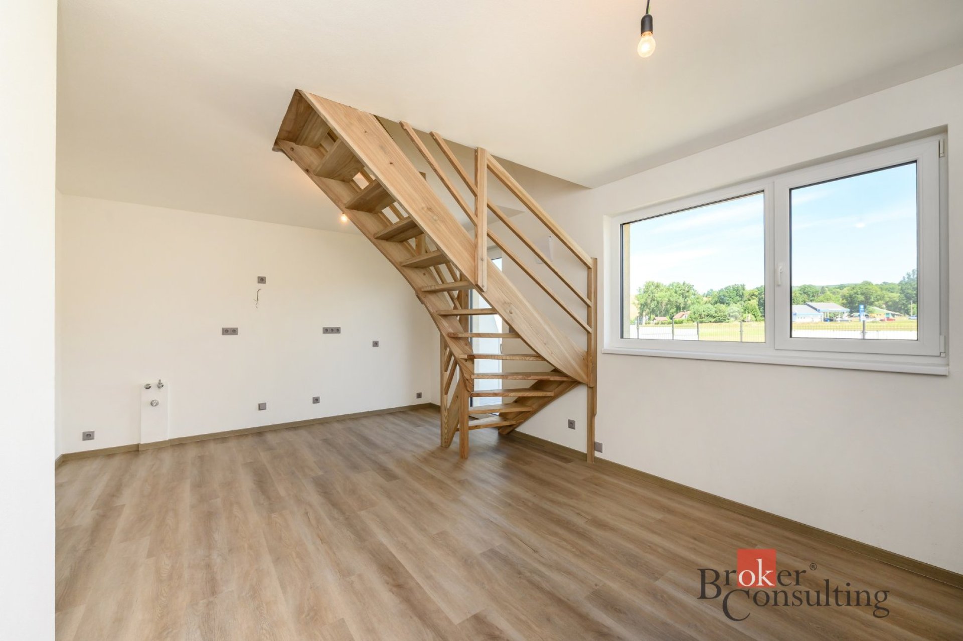 Prodej, rodinný dům 4+kk, 219 m2, Dlouhá Ves u Sušice
