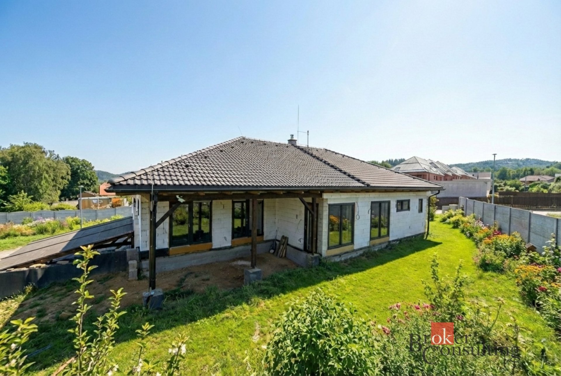 Moderní rodinný dům 5+kk v klidné lokalitě Lokte – Nad Hájovnou