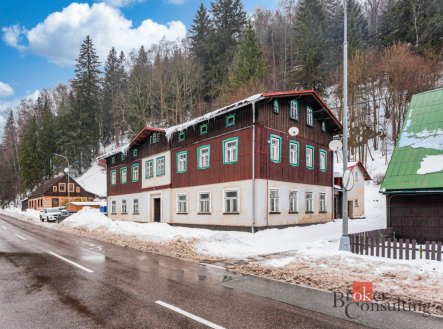 Prodej domu/vily, 400 m² obrázek