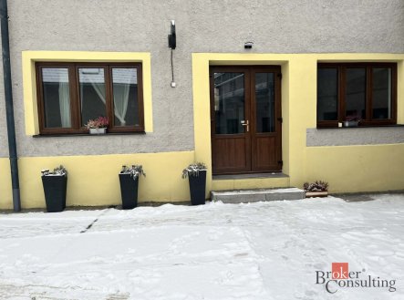 Pronájem komerčního objektu, jiný, 60 m²