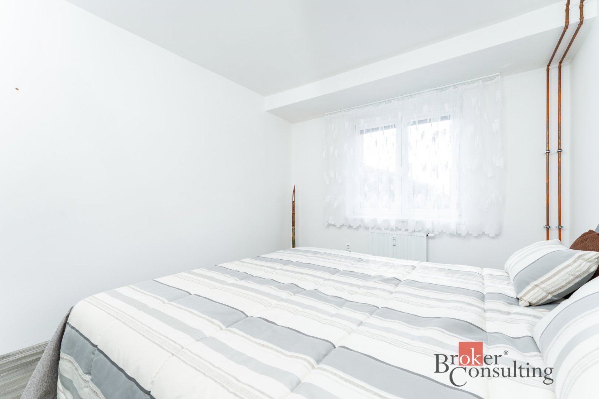 Prostorný byt 2+1, 72 m², s potenciálem přestavby na 3+kk, Praha 9 – Libeň