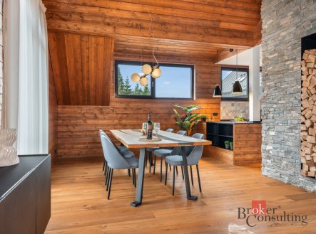 Prodej bytu, 6+1, 233 m²