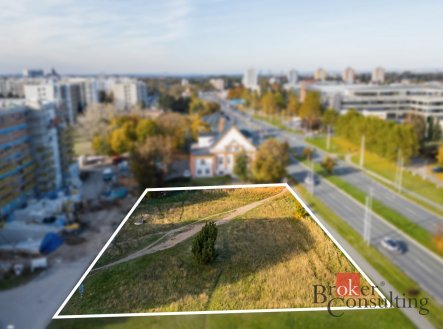 Pronájem pozemku pro komerční výstavbu, 1 698 m²