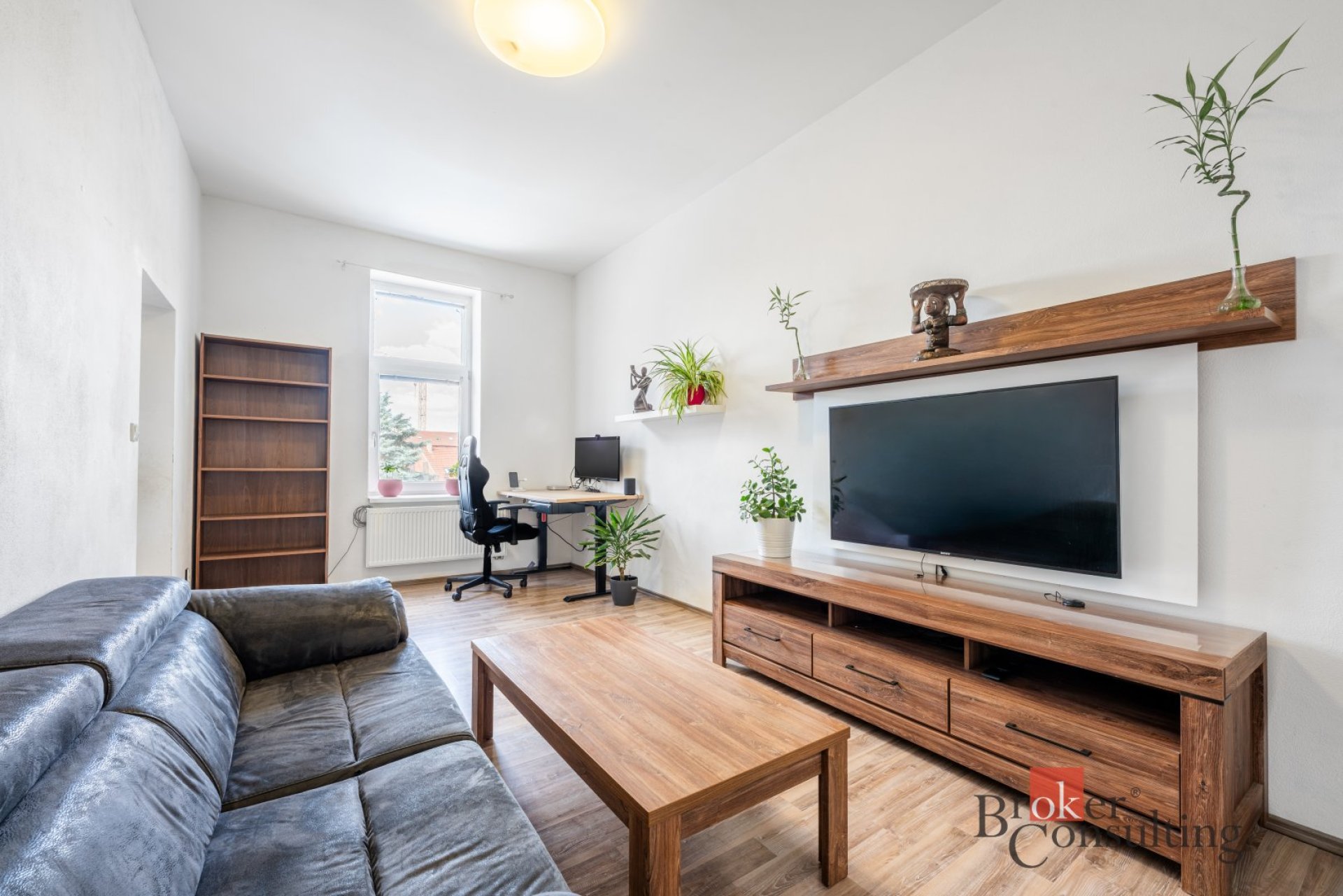 Prodej bytu 3+1, 68 m² + 2 sklepy, klidný vnitroblok, Brno – Dornych.