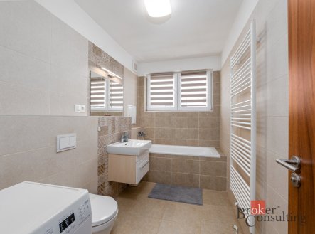 Pronájem bytu, 1+kk, 40 m²