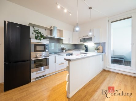 Prodej bytu, 3+kk, 86 m²