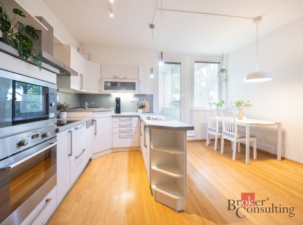 Prodej bytu, 3+kk, 86 m²