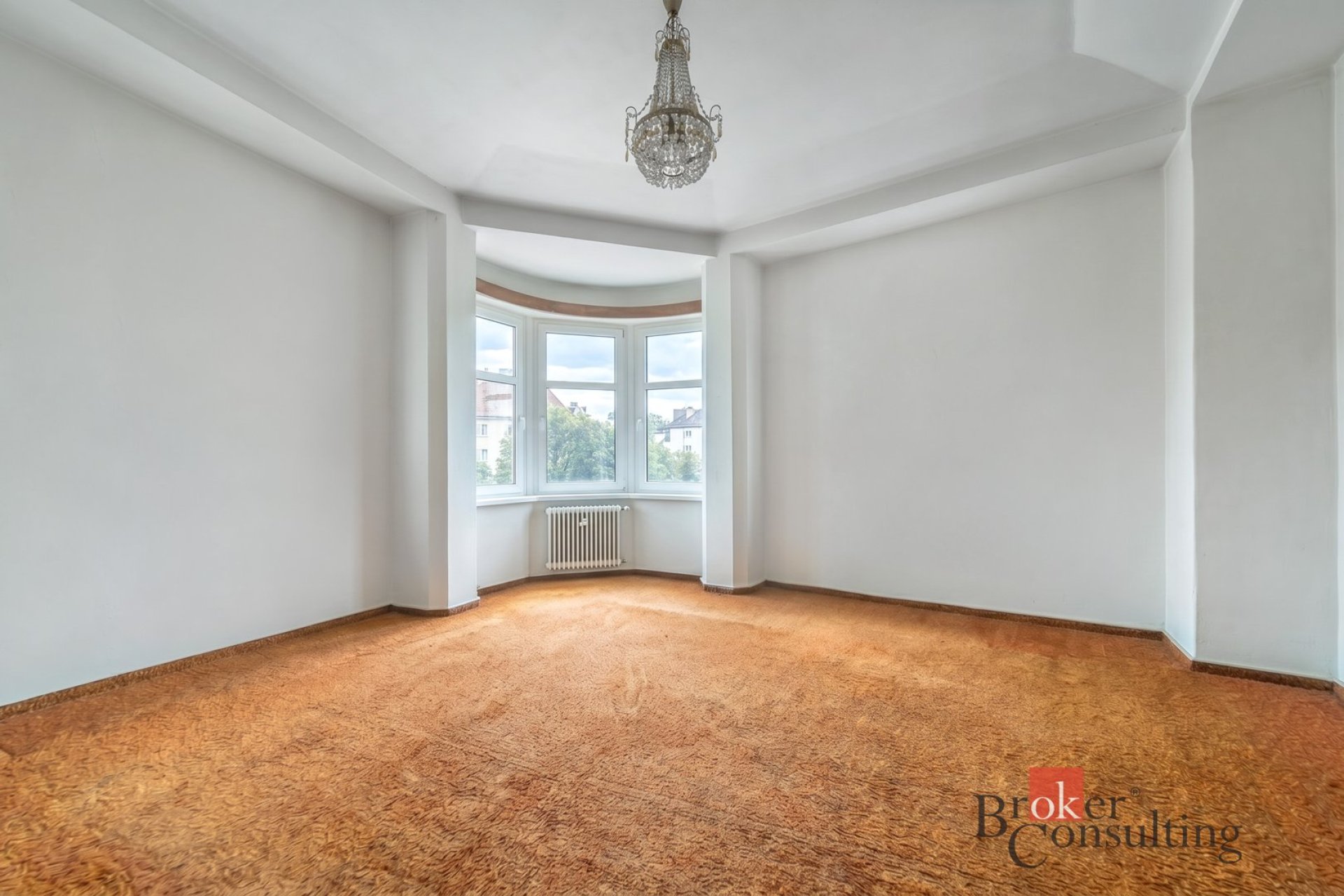 Prostorný byt o velikosti 97,3 m² u zastávky metra Strašnická – prostor pro bydlení podle vašich pře