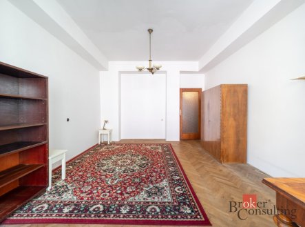 Pronájem bytu, 1+1, 56 m²