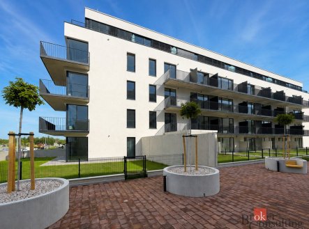 Pronájem bytu, 1+kk, 37 m²