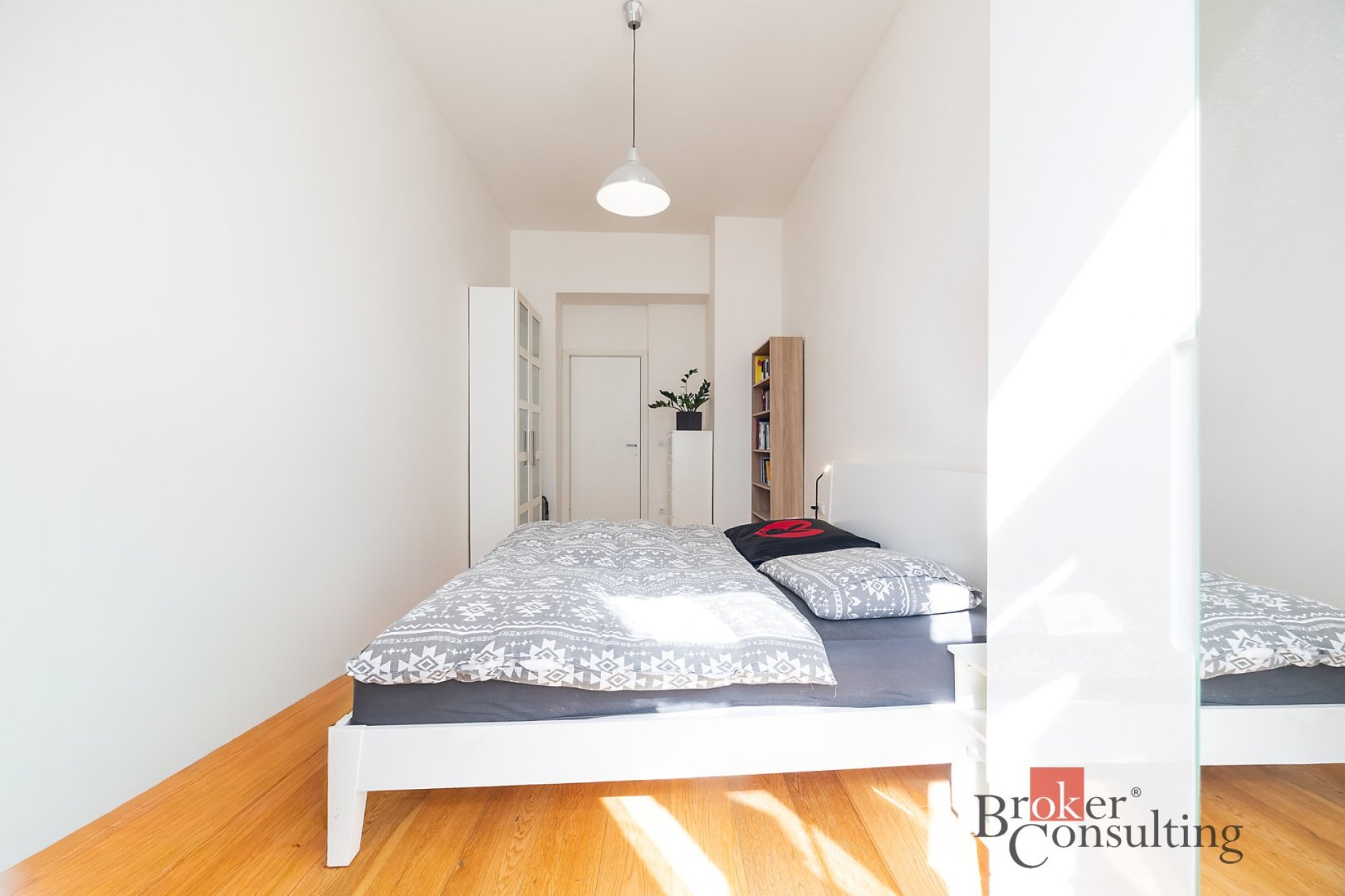 Pronájem, byty/2+kk, 43 m2, Preslova, Smíchov, 15000 Praha 5 [ID 88115]
