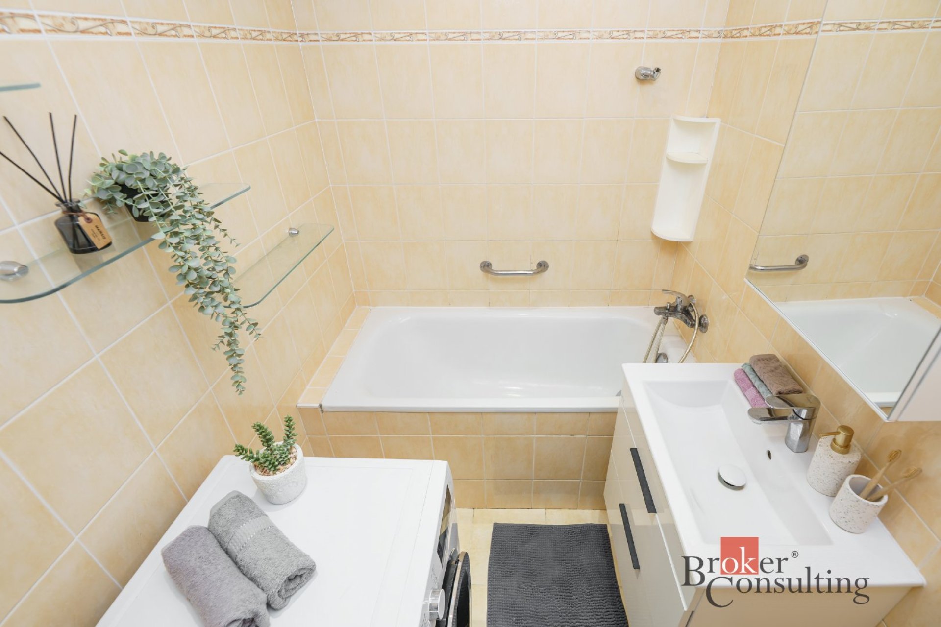 Prodej, byty/3+kk, 70 m2, Plevenská 3113/1, Modřany, 14300 Praha 4 [ID 82557]