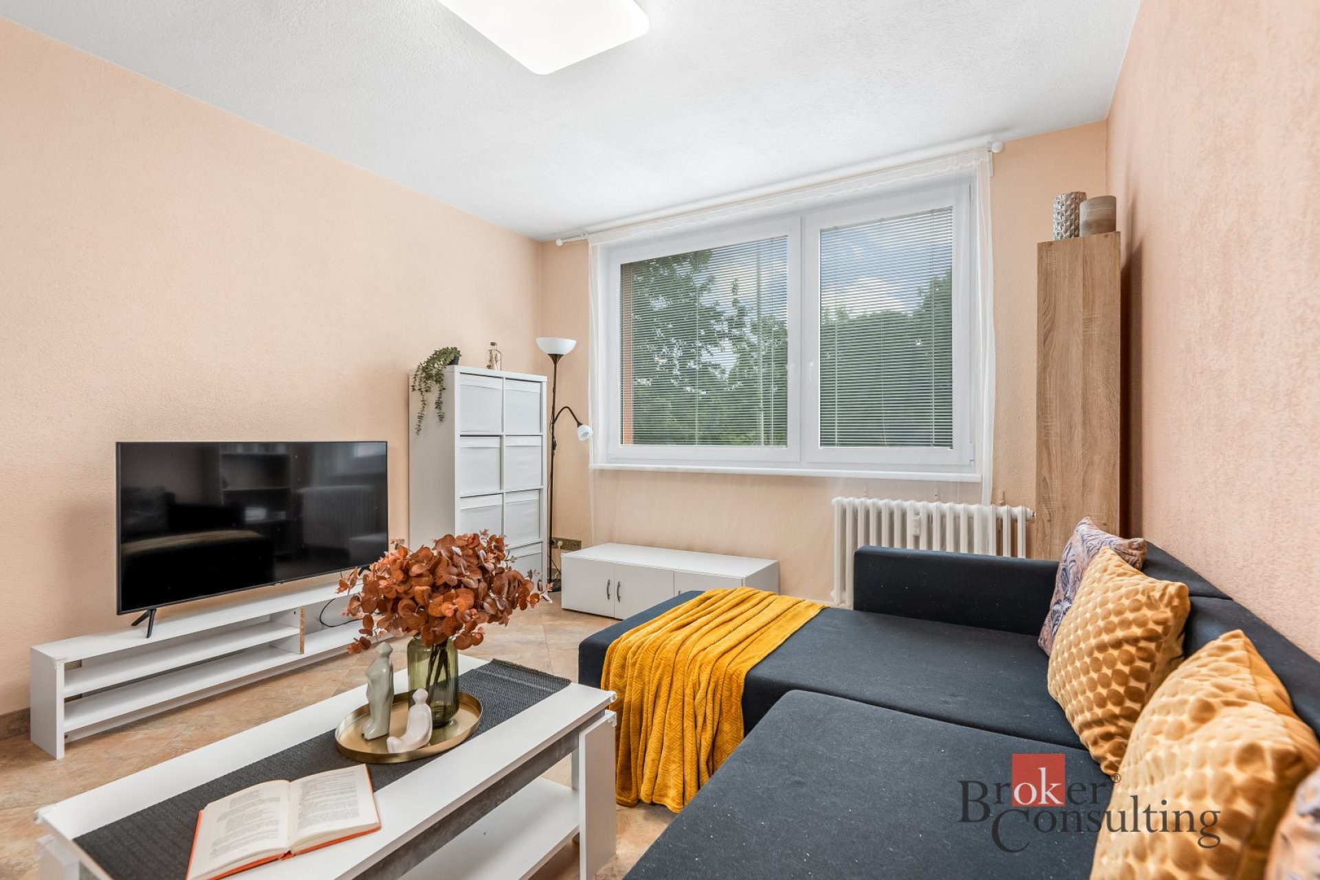Prodej bytu 3+1 po rekonstrukci – Praha 4, Modřany, ulice Levského, 62 m² komfortu, lodžie, komora a