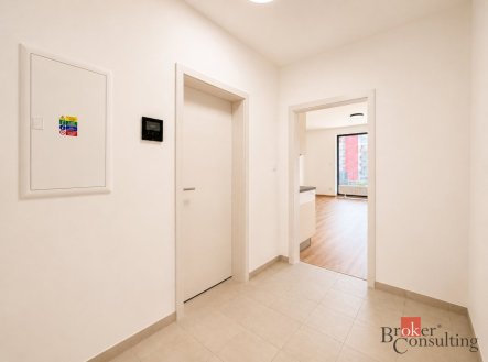 Pronájem bytu, 1+kk, 37 m²