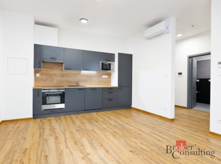 Pronájem bytu, 2+kk, 62 m²
