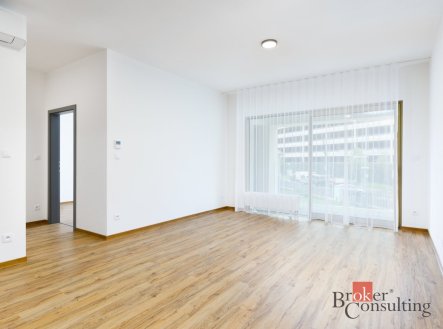 Pronájem bytu, 2+kk, 62 m²