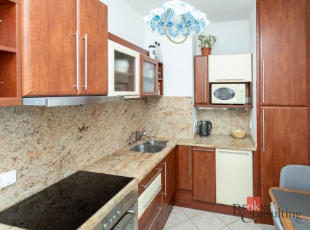 Pronájem bytu, 1+1, 38 m²