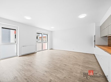 Pronájem bytu, 3+kk, 75 m²