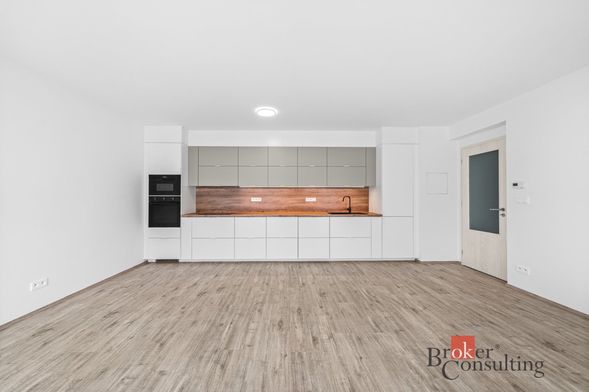 Pronájem, byty/3+kk, 75 m2, Pšeničná 1728, 26801 Hořovice, Beroun [ID 88124]