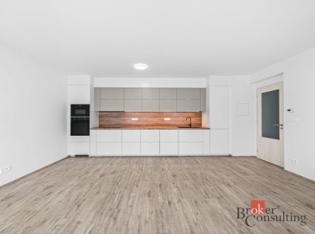 Pronájem bytu, 3+kk, 75 m²