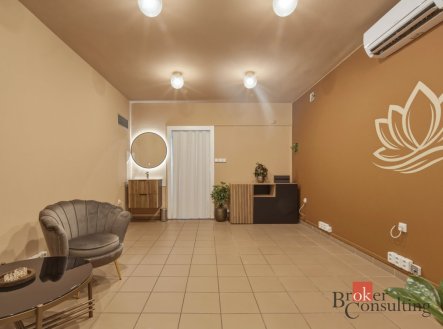 Pronájem komerčního objektu, jiný, 37 m²