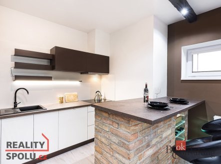 Pronájem bytu, 2+kk, 55 m²