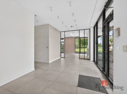 Prodej - komerční objekt, jiný, 108 m²