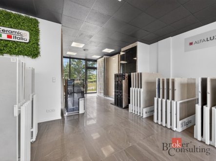 Prodej - komerční objekt, jiný, 59 m²