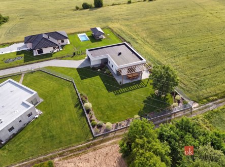 Prodej pozemku pro bydlení, 1 944 m²