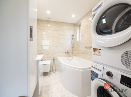 Pronájem bytu, 1+kk, 38 m²