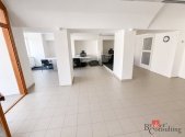 Pronájem komerčního objektu, administrativní budova, 180 m²