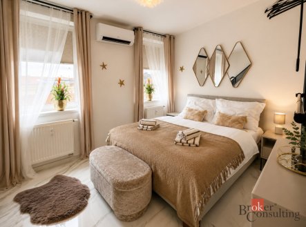 Prodej bytu, 4+kk, 200 m²