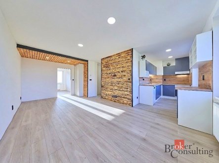 Pronájem bytu, 2+kk, 52 m²