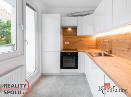 Pronájem bytu, 2+1, 54 m²