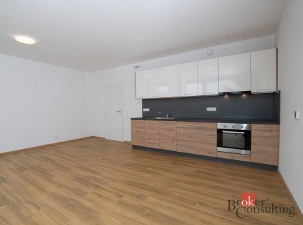Pronájem bytu, 1+kk, 37 m² obrázek