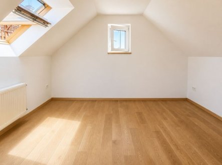 Pronájem bytu, 3+kk, 95 m²