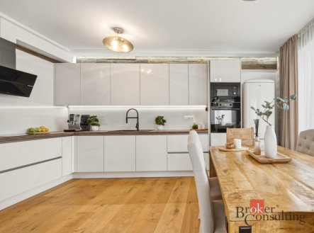 Prodej bytu, 3+kk, 92,96 m²