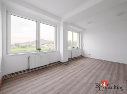 Pronájem bytu, 2+kk, 57 m²
