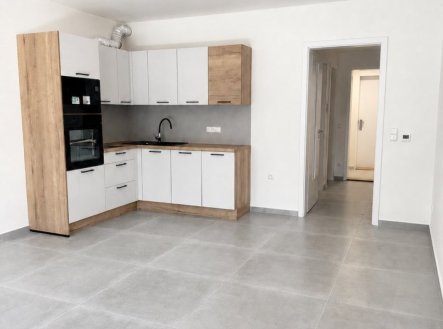 Pronájem bytu, 1+kk, 35 m²