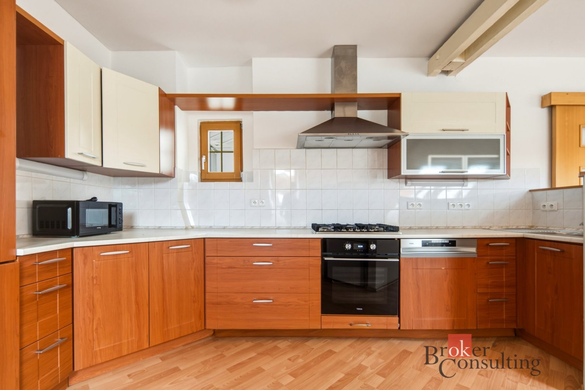 Pronájem, byty/3+kk, 101 m2, Lužická 1681/17, 12000 Praha, Hlavní město Praha [ID 88586]