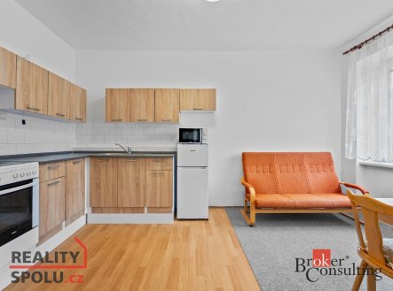 Pronájem bytu, 2+kk, 67 m²