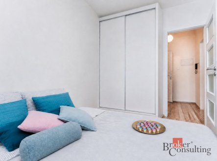 Pronájem bytu, 2+kk, 42 m²