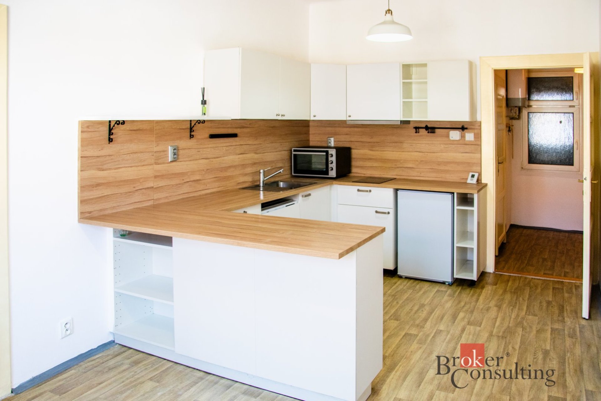 Pronájem, byty/2+kk, 45 m2, Černokostelecká 1153/72, Strašnice, 10000 Praha 10 [ID 88135]