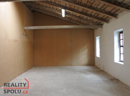 Pronájem komerčního objektu, sklad, 100 m²